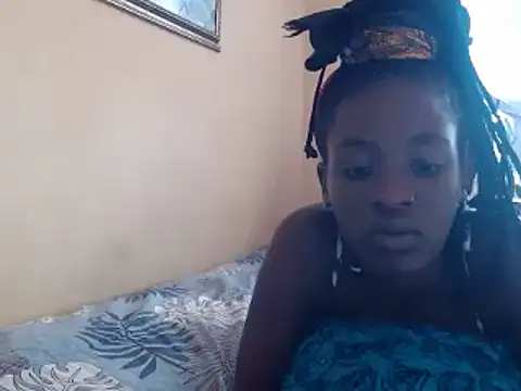 Snapshot of SexyRed18 chatting on January 20, 2025, 10:29 am SexyRed18 online show from January 20, 2025, 10:29 am