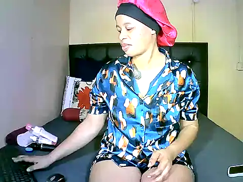 Snapshot of Down_to_earth_girl chatting on September 9, 2025, 5:50 am Down to earth girl online show from September 9, 2025, 5:50 am