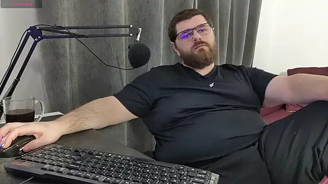 KingMarti online show from October 5, 2025, 6:48 am