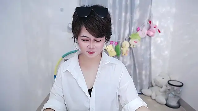 Fan ting online show from September 10, 2025, 2:43 am