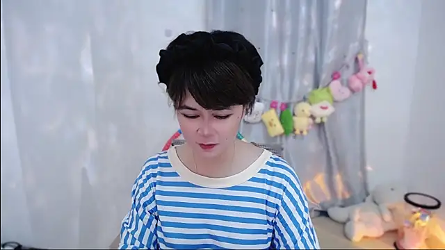 Snapshot of Fan_ting chatting on October 19, 2025, 2:09 pm Fan ting online show from October 19, 2025, 2:09 pm