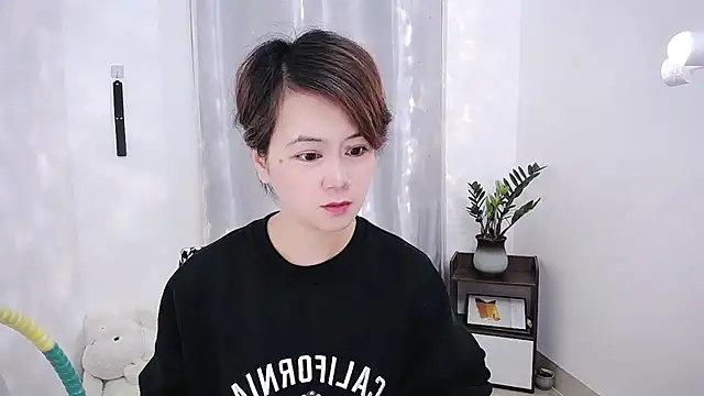 Fan ting online show from February 28, 2025, 1:26 am