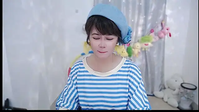 Snapshot of Fan_ting chatting on October 7, 2025, 3:07 am Fan ting online show from October 7, 2025, 3:07 am