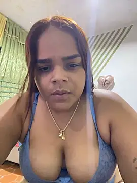 Snapshot of Evabigass chatting on September 24, 2025, 9:10 pm Evabigass online show from September 24, 2025, 9:10 pm