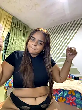 Snapshot of Evabigass chatting on October 8, 2025, 11:38 pm Evabigass online show from October 8, 2025, 11:38 pm