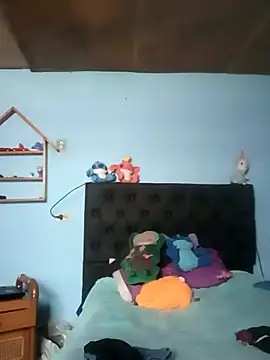 Elvishcassie  online show from March 23, 2026, 7:03 pm