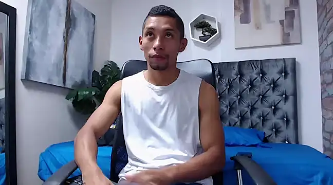 Snapshot of richar_voller chatting on December 12, 2024, 11:39 am richar voller online show from December 12, 2024, 11:39 am