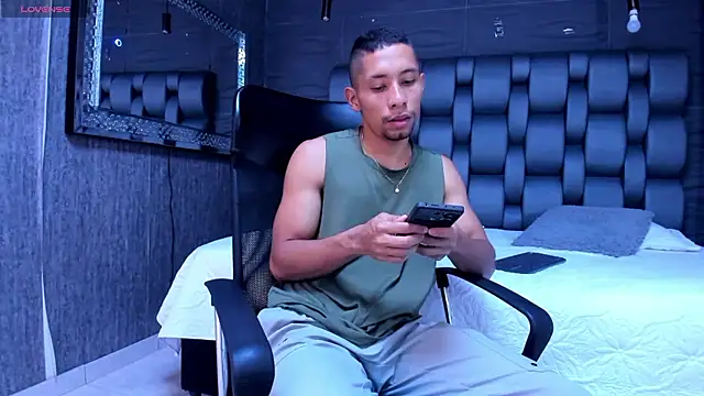 Snapshot of richar_voller chatting on October 22, 2025, 11:31 am richar voller online show from October 22, 2025, 11:31 am