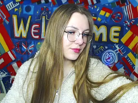 Snapshot of _AlMamiyy_ chatting on October 8, 2025, 7:43 am  AlMamiyy  online show from October 8, 2025, 7:43 am