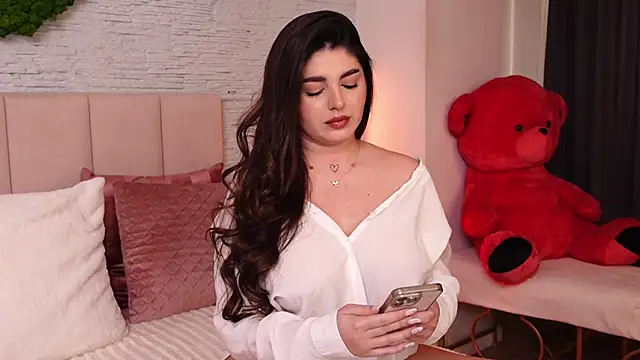 Snapshot of RachelSwaan chatting on January 30, 2025, 9:47 am RachelSwaan online show from January 30, 2025, 9:47 am