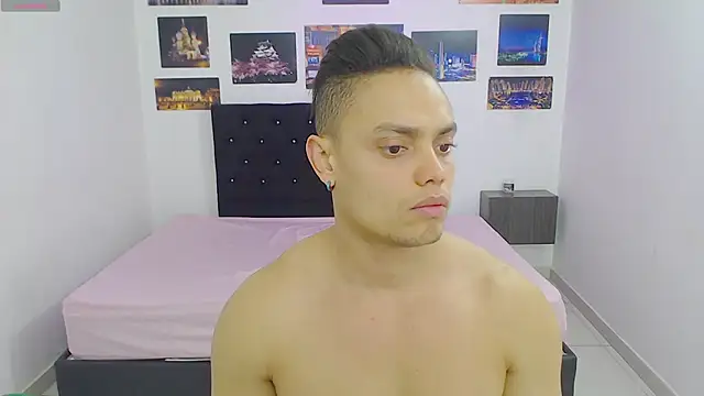 Booy Hott online show from December 18, 2024, 3:11 pm