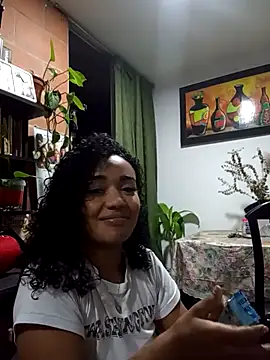 evafoxs online show from February 4, 2026, 11:55 pm