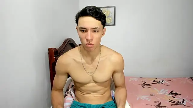 Snapshot of enzo_sloran chatting on October 15, 2025, 1:52 pm enzo sloran online show from October 15, 2025, 1:52 pm