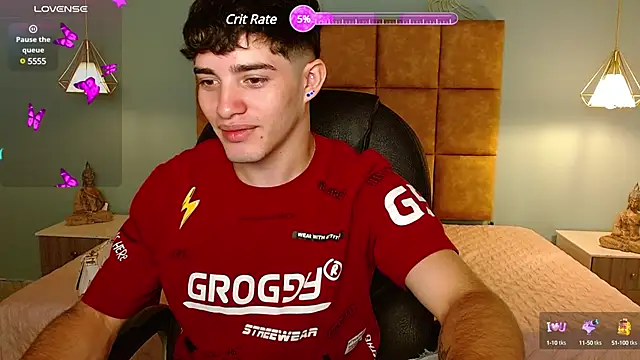 Snapshot of AlejooTwink chatting on March 14, 2025, 6:18 pm AlejooTwink online show from March 14, 2025, 6:18 pm