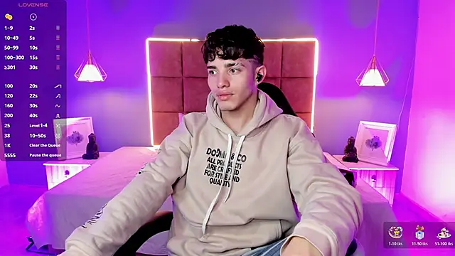 AlejooTwink online show from March 18, 2026, 7:33 am