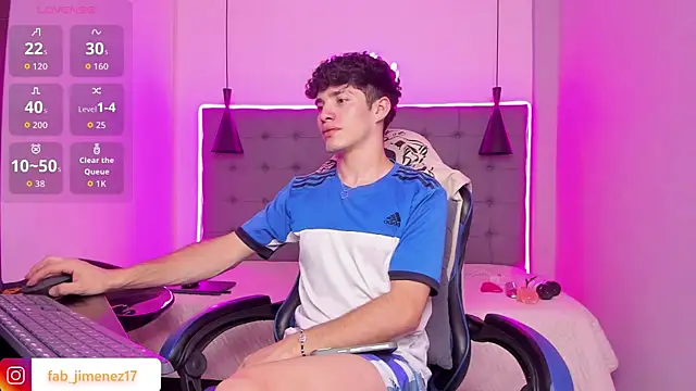 AlejooTwink online show from April 12, 2026, 1:47 pm