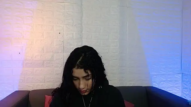 Snapshot of Layla_707 chatting on February 17, 2025, 11:22 pm Layla 707 online show from February 17, 2025, 11:22 pm