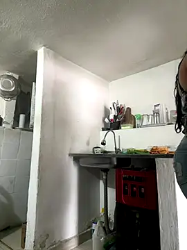 siri duque online show from October 8, 2025, 5:13 pm