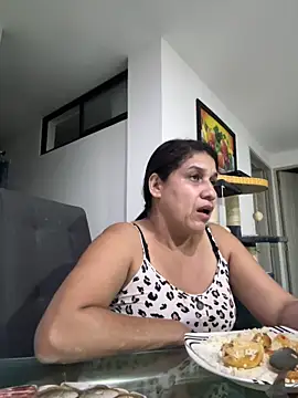 siri duque online show from October 1, 2025, 12:49 am