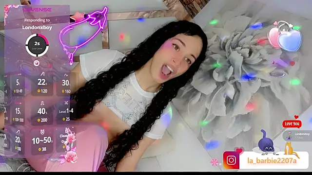 Snapshot of barbiedolls_x chatting on March 10, 2025, 12:07 am barbiedolls x online show from March 10, 2025, 12:07 am