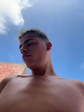 Leo bunny hot online show from May 11, 2026, 6:27 pm