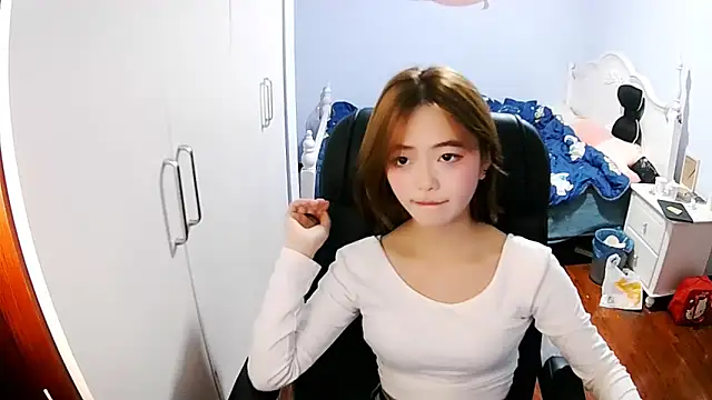 Snapshot of WEI-WEI-88 chatting on December 3, 2024, 4:33 pm WEI-WEI-88 online show from December 3, 2024, 4:33 pm