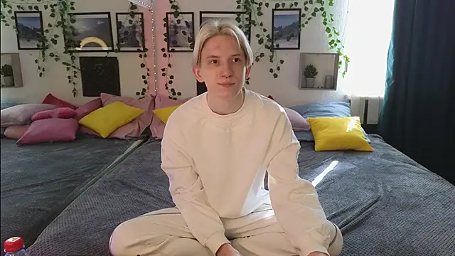 Ron Vils online show from March 20, 2025, 3:02 am