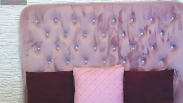 SophiaStarr online show from January 23, 2025, 8:24 pm