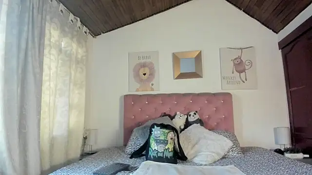 CelessteRedds online show from January 13, 2026, 12:09 pm