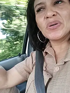Slut Milf  online show from January 27, 2025, 7:03 pm