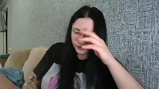 Liana diva online show from March 15, 2026, 5:42 pm