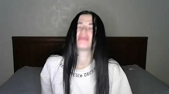 Snapshot of Liana_diva chatting on January 18, 2025, 1:30 am Liana diva online show from January 18, 2025, 1:30 am