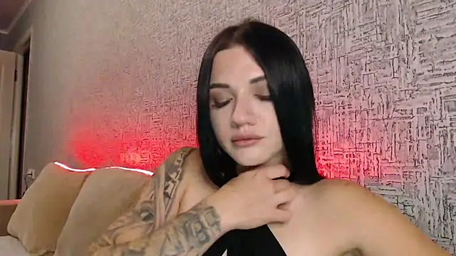 Liana diva online show from September 22, 2025, 8:37 pm