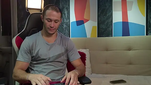 AxelFairchaild online show from November 29, 2025, 12:38 pm