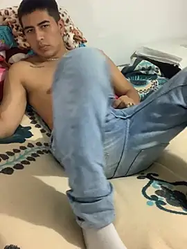roguer darkk online show from March 7, 2025, 2:36 am