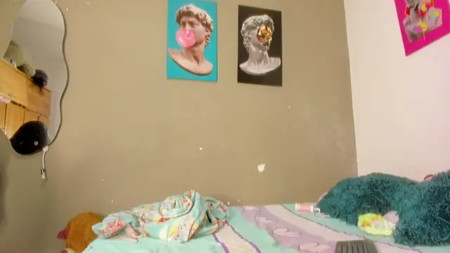 Lilybaudinx96 online show from March 14, 2025, 5:05 am