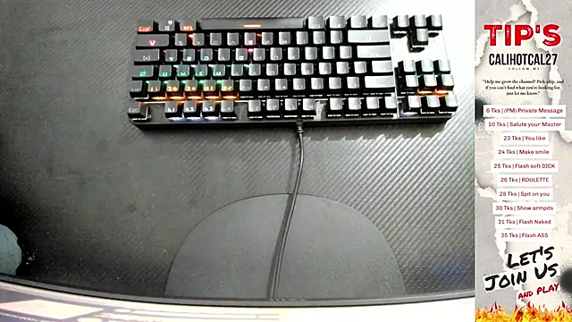 Snapshot of Calihotcaliente277 chatting on October 13, 2025, 2:40 pm Calihotcaliente277 online show from October 13, 2025, 2:40 pm