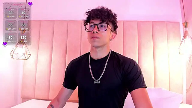 Snapshot of AkazaBoy_ chatting on September 9, 2025, 8:29 pm AkazaBoy  online show from September 9, 2025, 8:29 pm