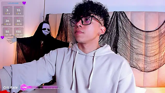 Snapshot of AkazaBoy_ chatting on October 31, 2025, 5:48 am AkazaBoy  online show from October 31, 2025, 5:48 am