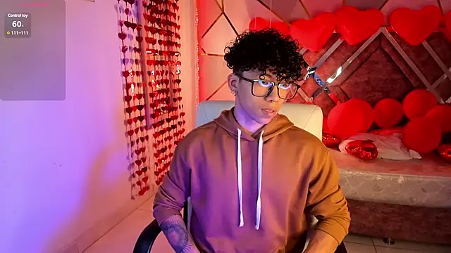 Snapshot of AkazaBoy_ chatting on February 20, 2025, 4:50 am AkazaBoy  online show from February 20, 2025, 4:50 am