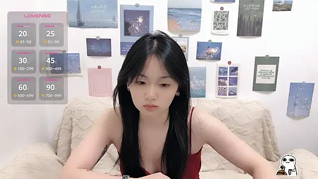 LiLiYbaby online show from October 10, 2025, 6:14 am