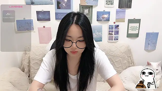 LiLiYbaby online show from March 16, 2026, 6:39 am