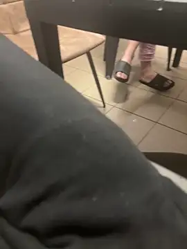 daubine46 online show from April 7, 2026, 6:37 am