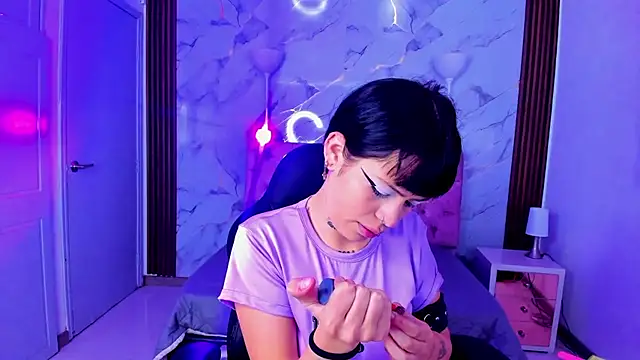 AuroraDiaz online show from February 18, 2026, 1:29 pm