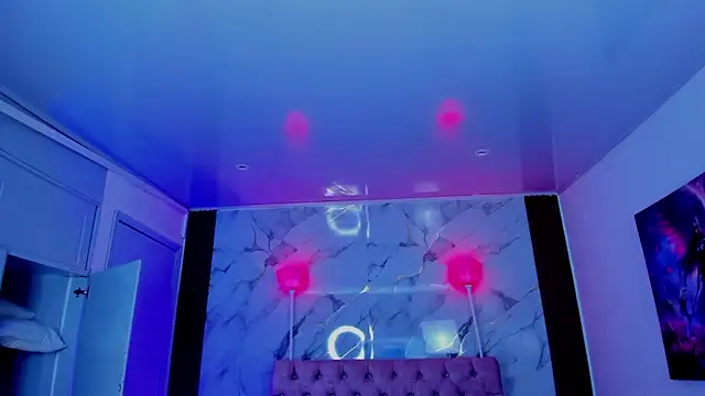 AuroraDiaz online show from February 3, 2026, 7:19 pm