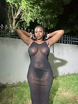 BeautyAuroa online show from February 5, 2025, 6:15 pm