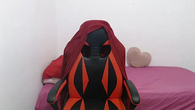 Snapshot of madelyn30 chatting on September 27, 2025, 1:12 am madelyn30 online show from September 27, 2025, 1:12 am