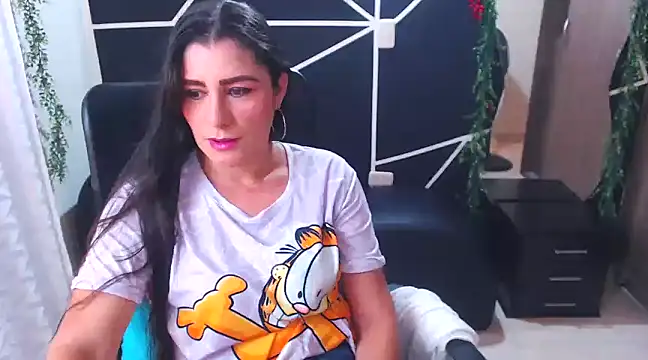 LUCY LI online show from March 5, 2025, 6:12 pm