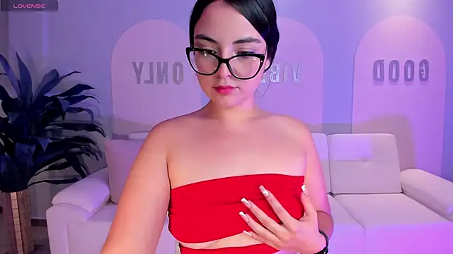AllisonRogersX online show from March 2, 2025, 8:25 pm