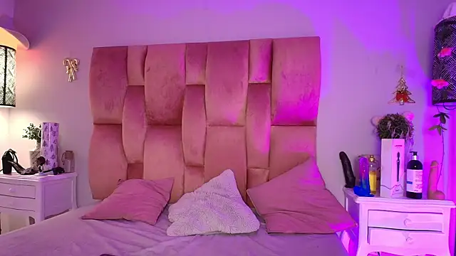 SweetBonniie online show from February 27, 2026, 11:21 am